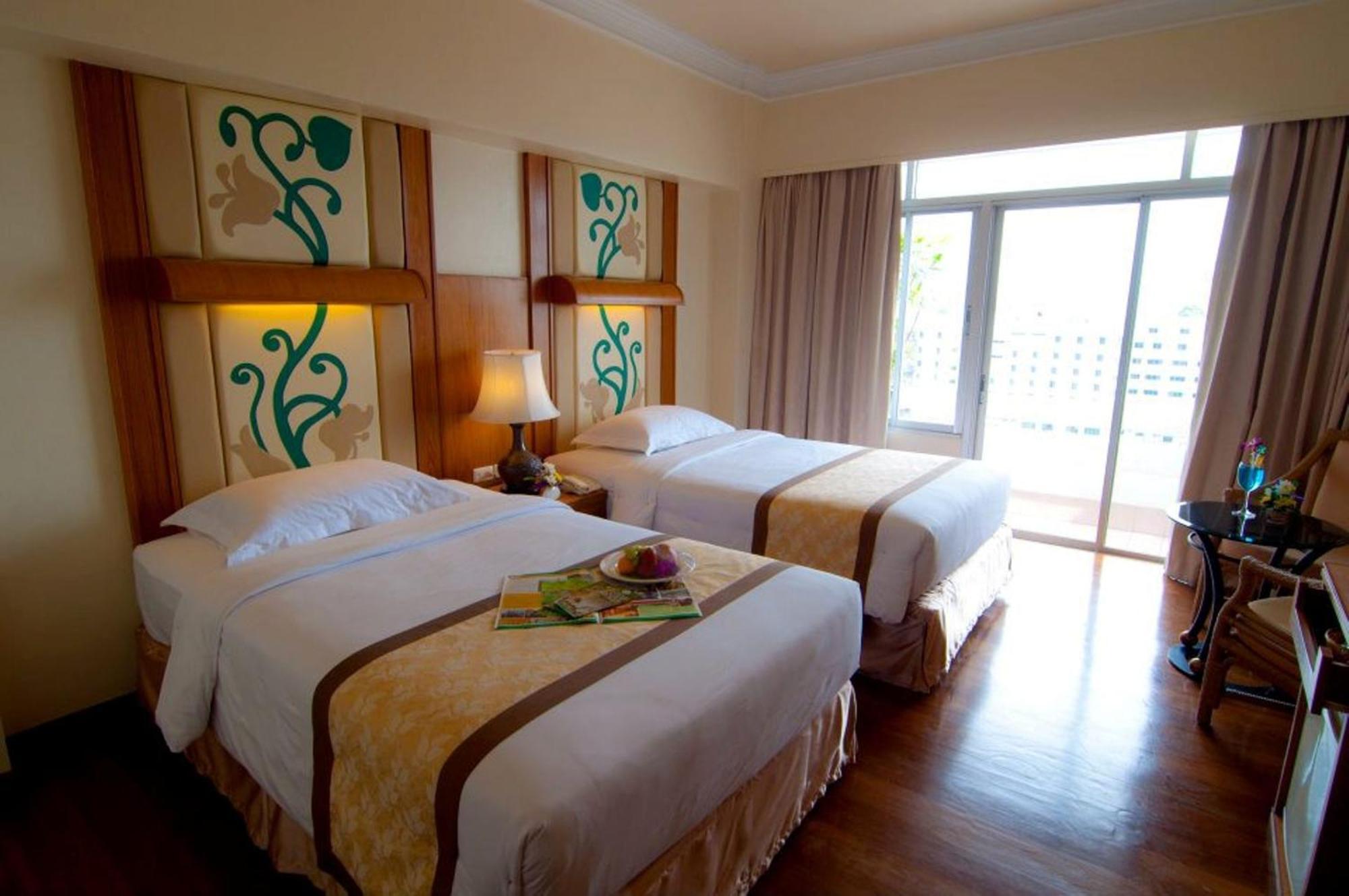 Golden Beach Hotel Pattaja Kültér fotó