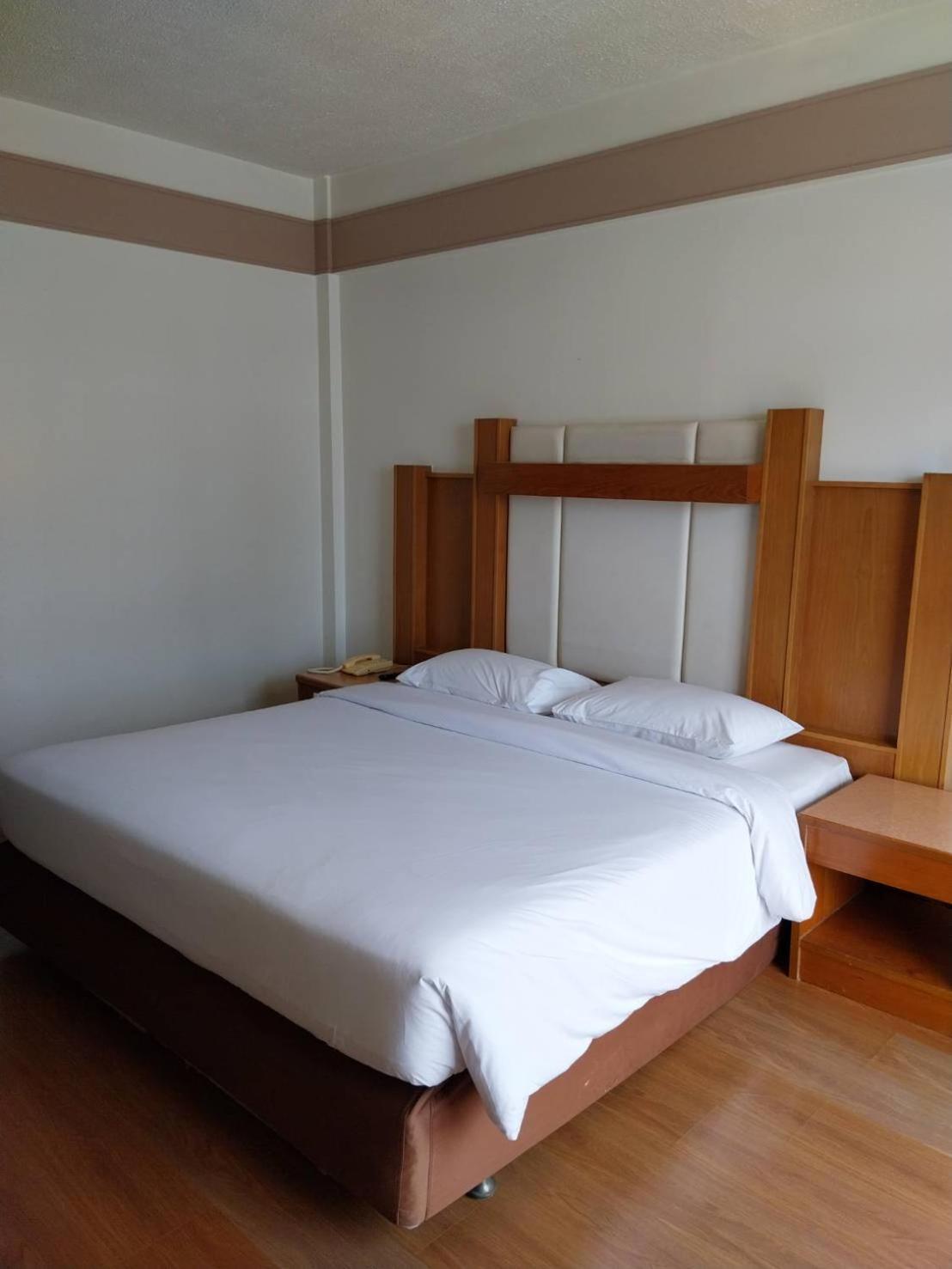 Golden Beach Hotel Pattaja Kültér fotó