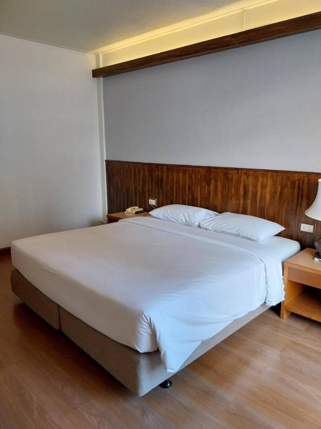 Golden Beach Hotel Pattaja Kültér fotó